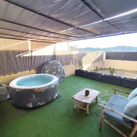 L'escale Sur Bed and Breakfast 3*